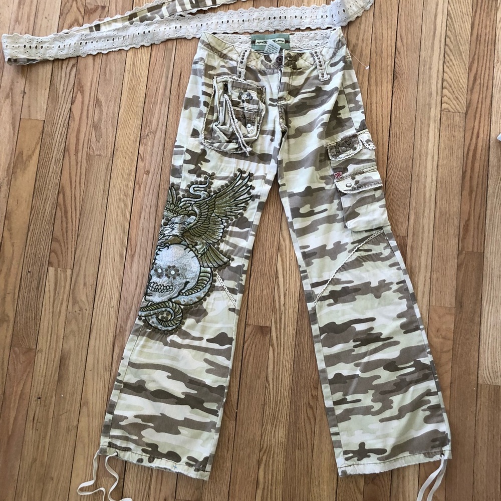 Miss Me Embroidered Camo pants Woman